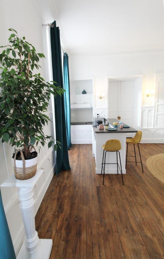Stay In Sarlat - Suite Sarloveze Eksteriør billede